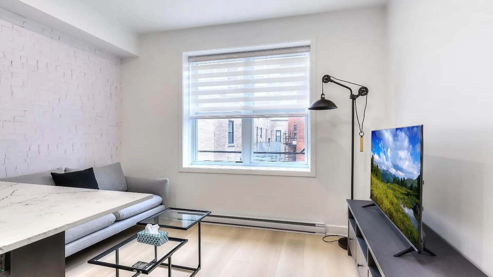 Magnificent Industrial Apartment Heart Of Downtown Montreal 0*,